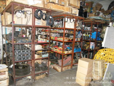 洛阳东方红履带推土机价格与配件供应——工程机械配件专业指南